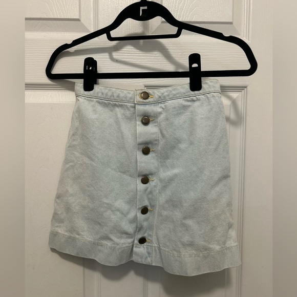 American Apparel Button Down Denim Skirt - Picture 4 of 5